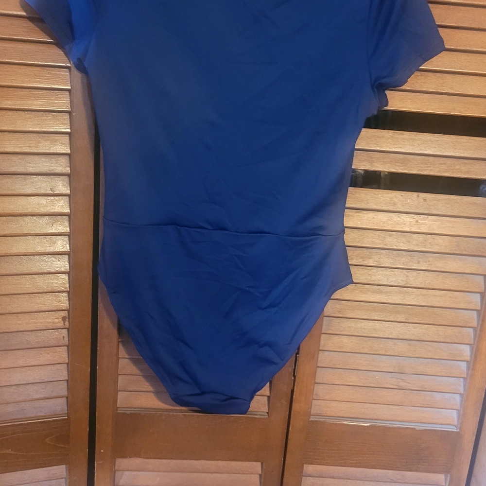 2 Piece Tennis/athletic Set. Size Large. Runs Small. NWOT - Picture 6 of 13